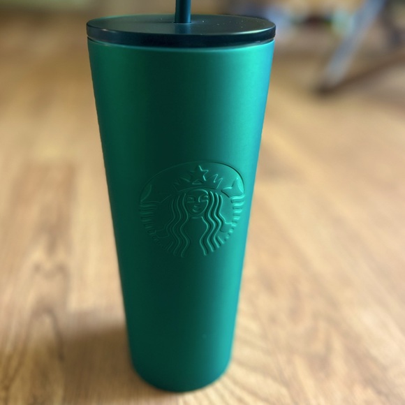 Starbucks MATTE Green 2023 Venti Cold Cup NWT 24 Oz - Picture 8 of 9